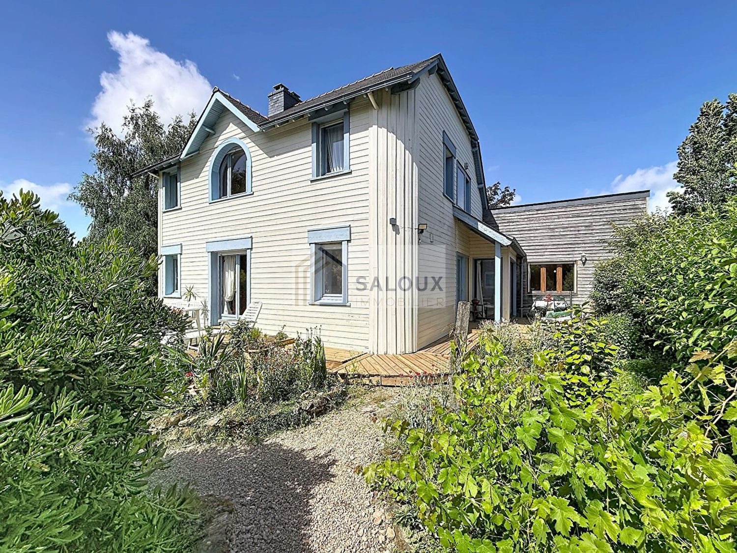 Maison à vendre, 150m², Ambon