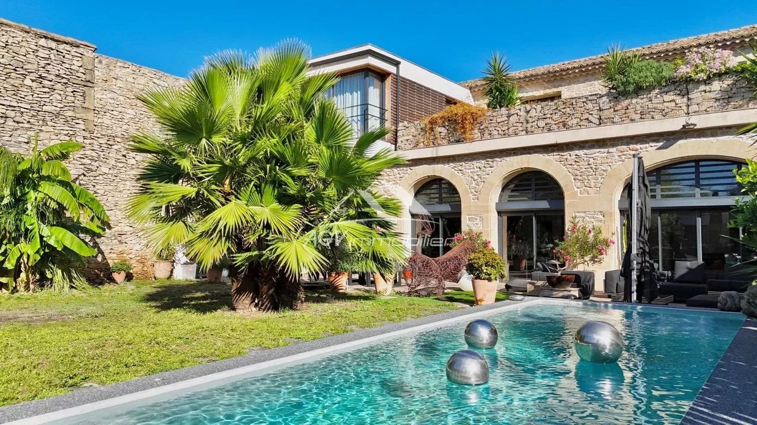 Maison à vendre, 320m², Uchaud