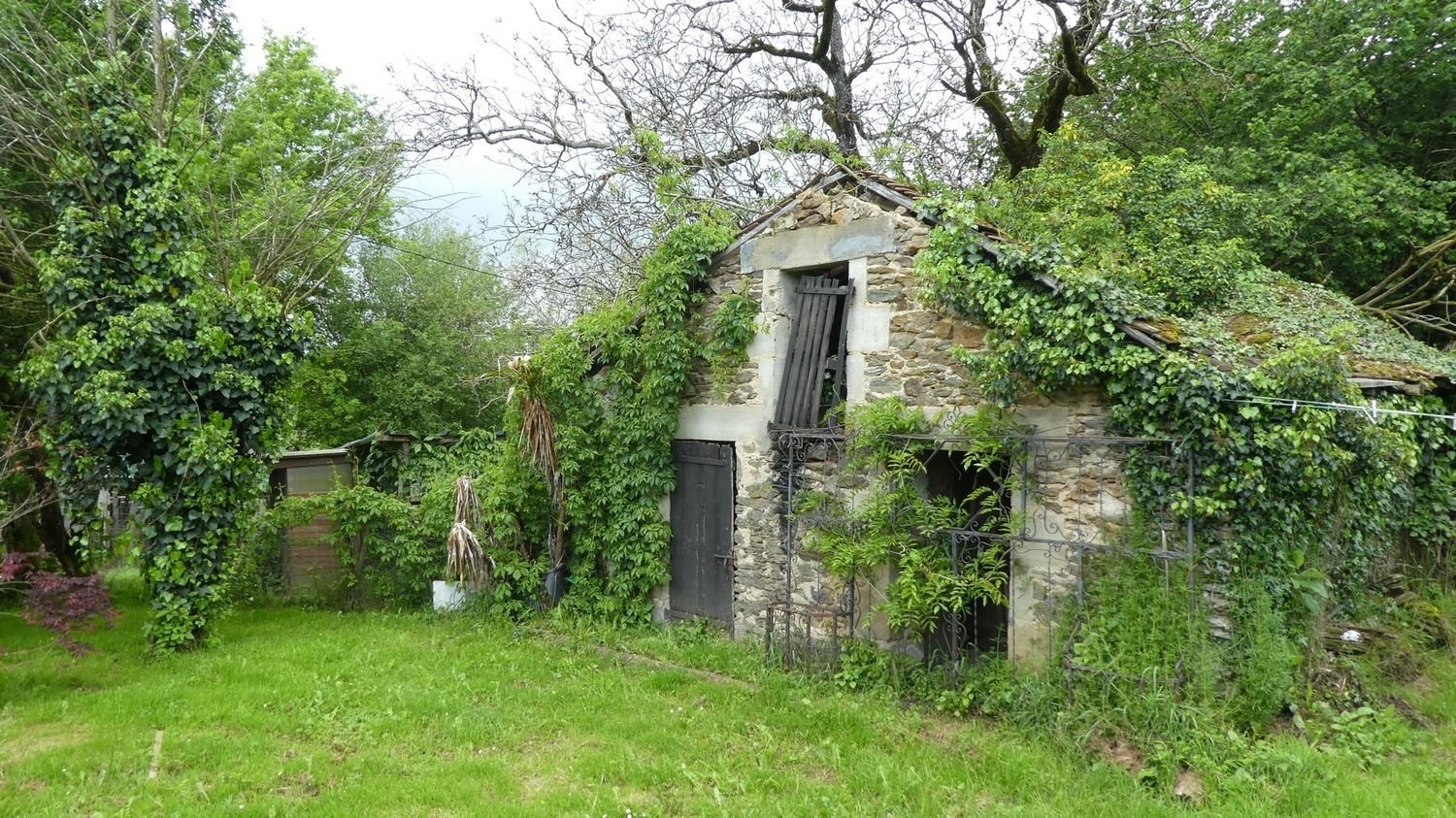 Maison à vendre, 175m², La Croisille-sur-Briance