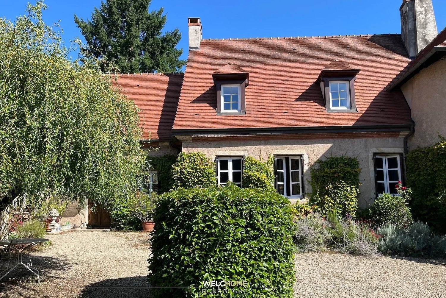 Maison à vendre, 277m², Issy-l'Evêque