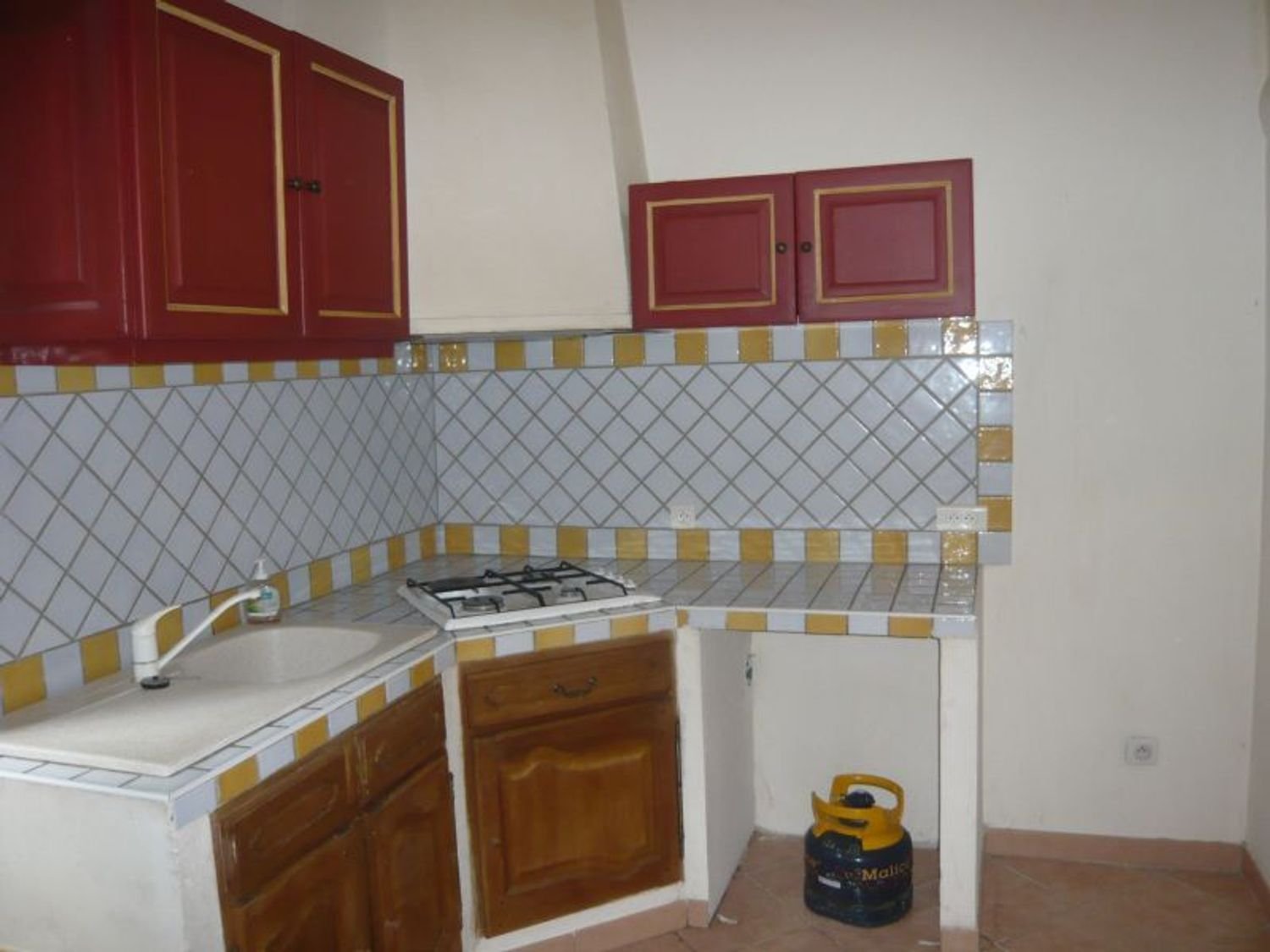 Appartement à louer, 40m², Éguilles