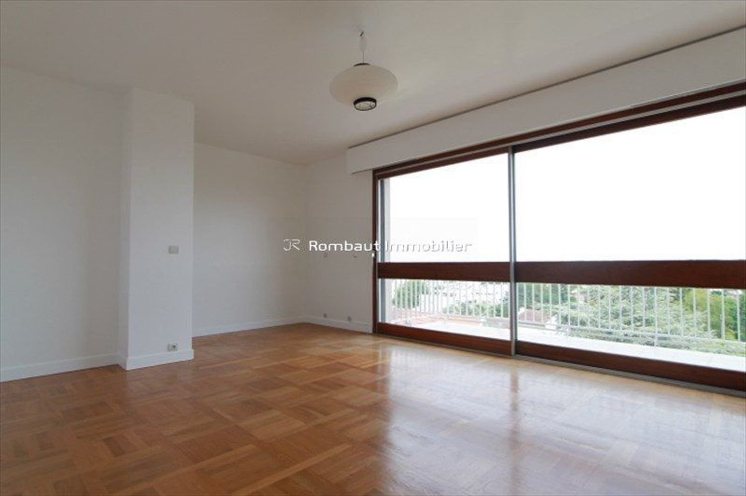 Appartement à louer, 77m², Garches