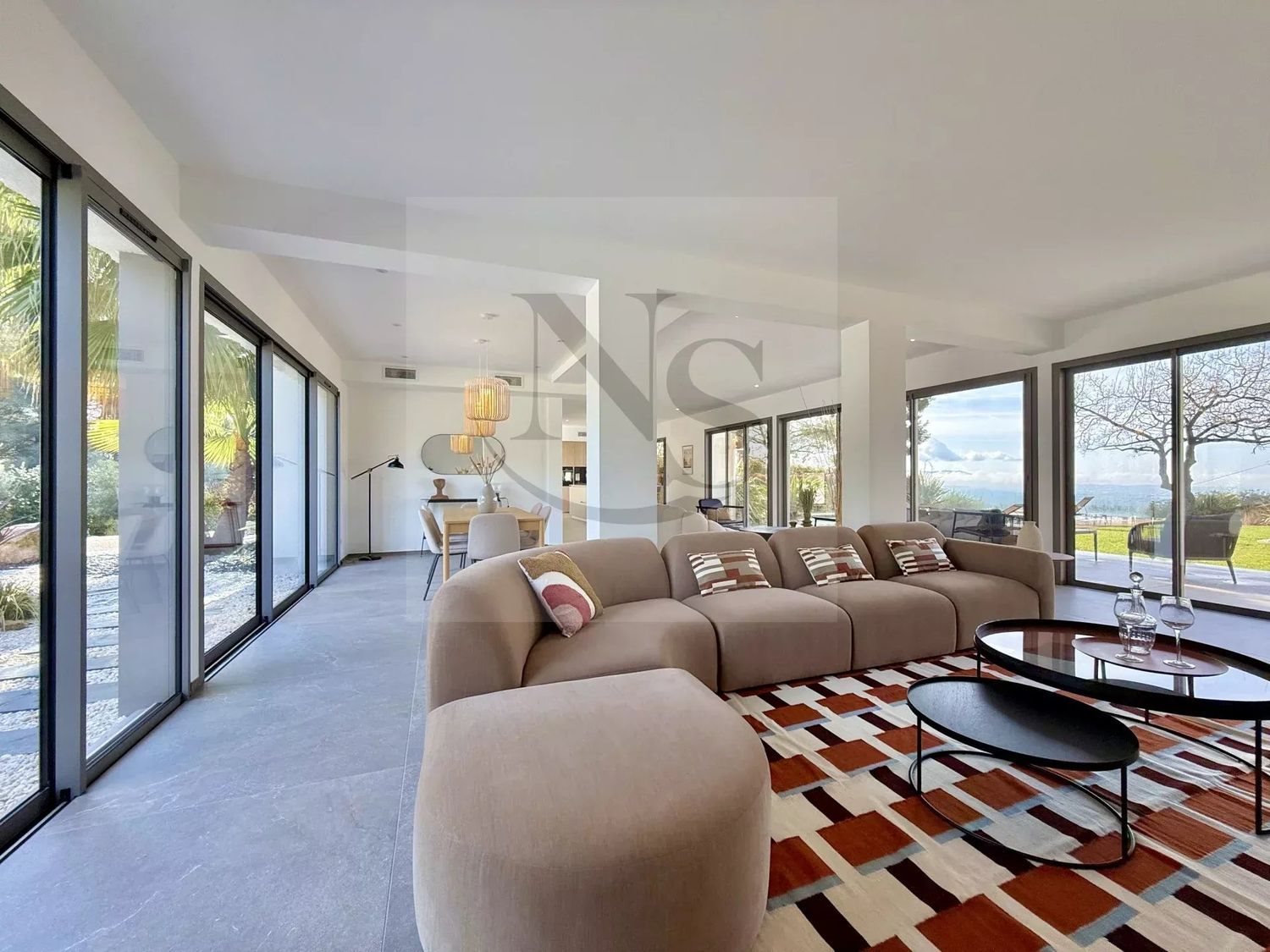 Maison à vendre, 220m², Eguilles