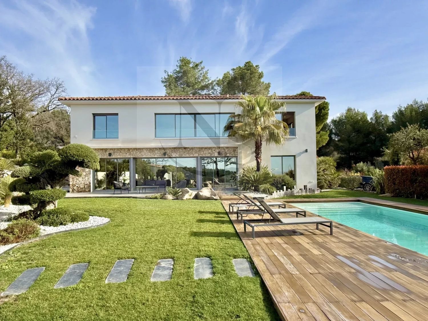 Maison à vendre, 220m², Éguilles