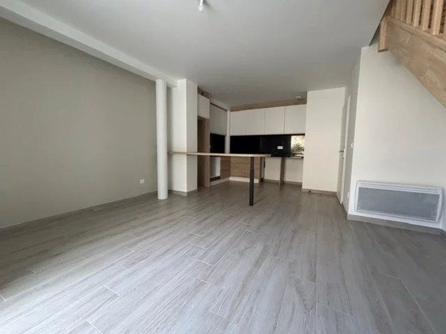 Appartement à louer, 54m², Nandy