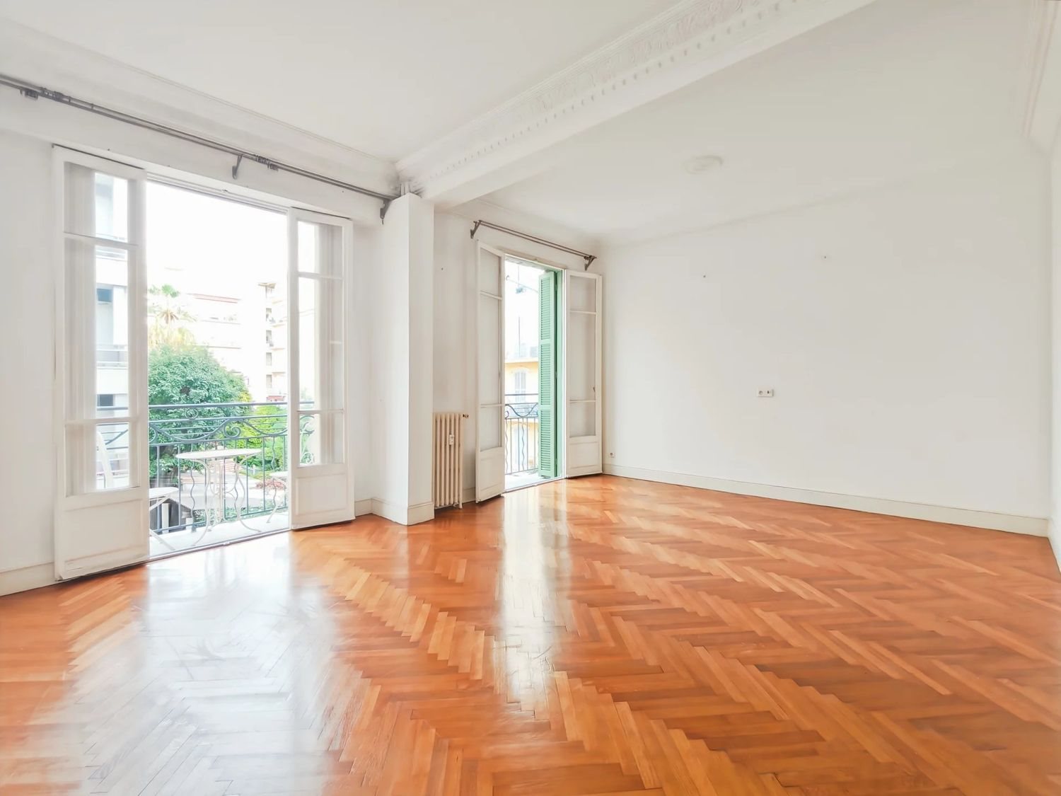 Appartement à louer, 66m², Nice