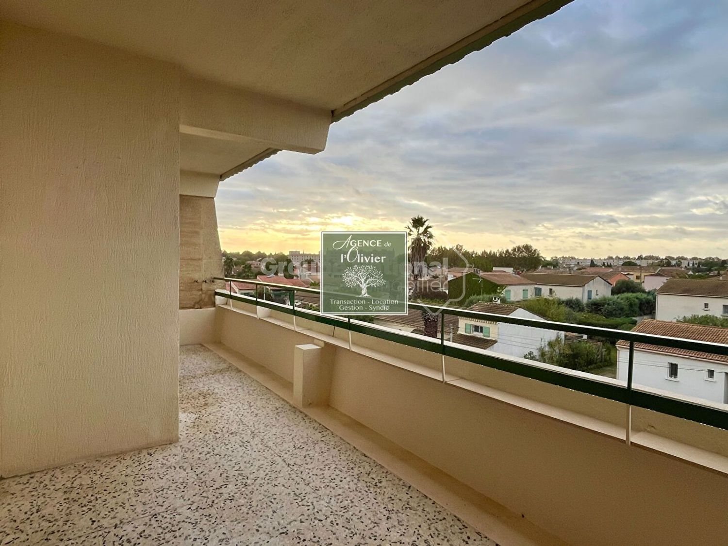 Appartement à vendre, 72m², Arles