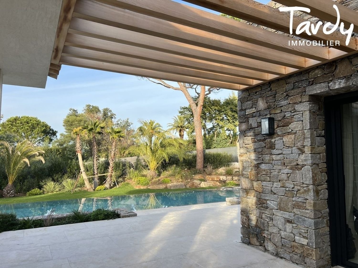 Maison à vendre, 354m², Saint-Tropez
