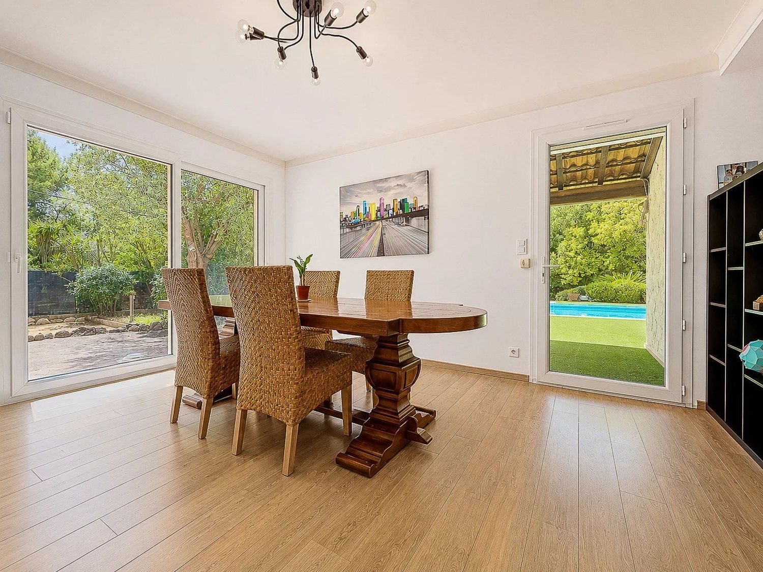 Maison à vendre, 240m², La Roquette-sur-Siagne
