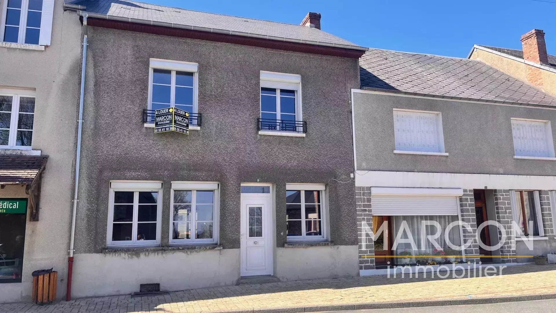 Maison à louer, 105m², Bussière-Dunoise