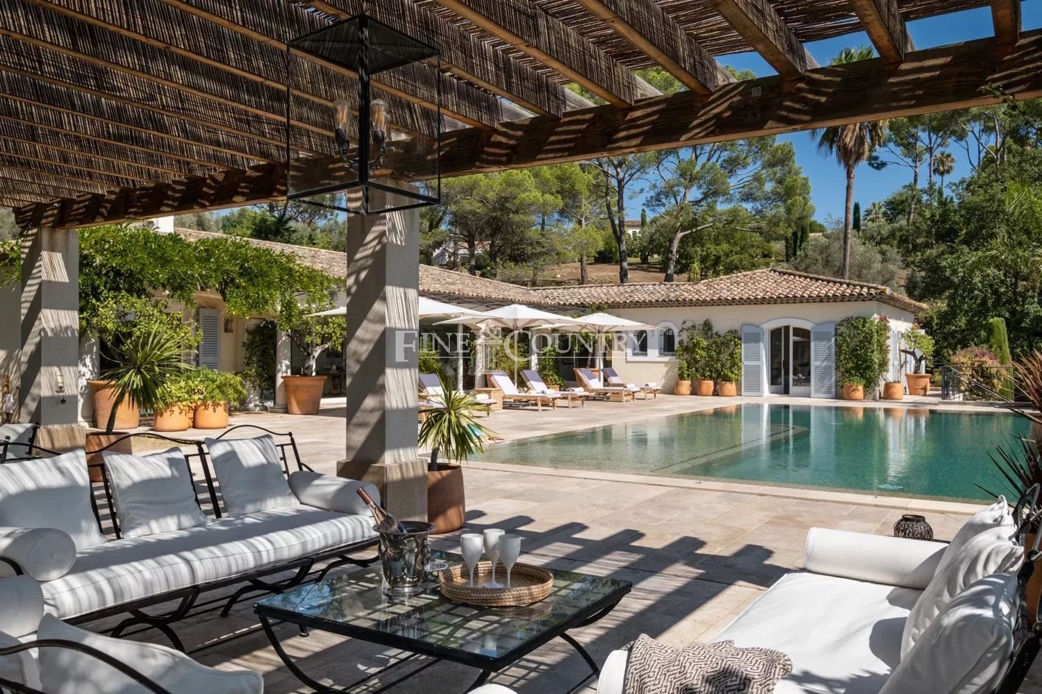 Maison à vendre, 427m², Mouans-Sartoux