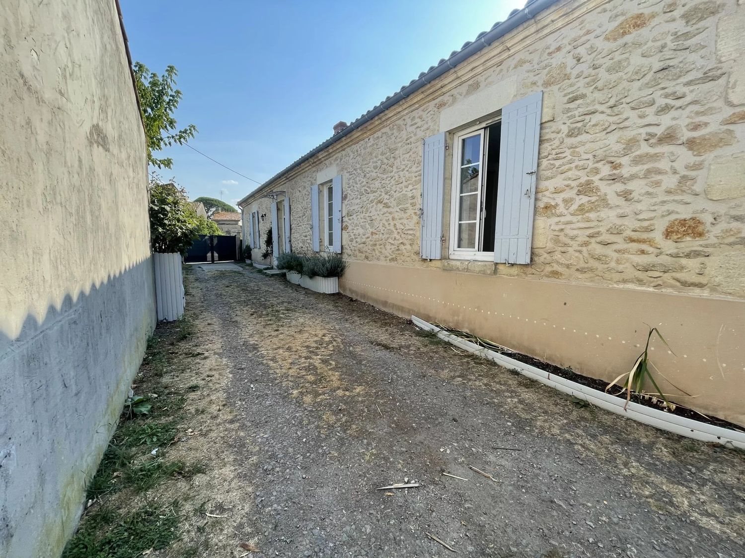 Maison à louer, 78m², Illats