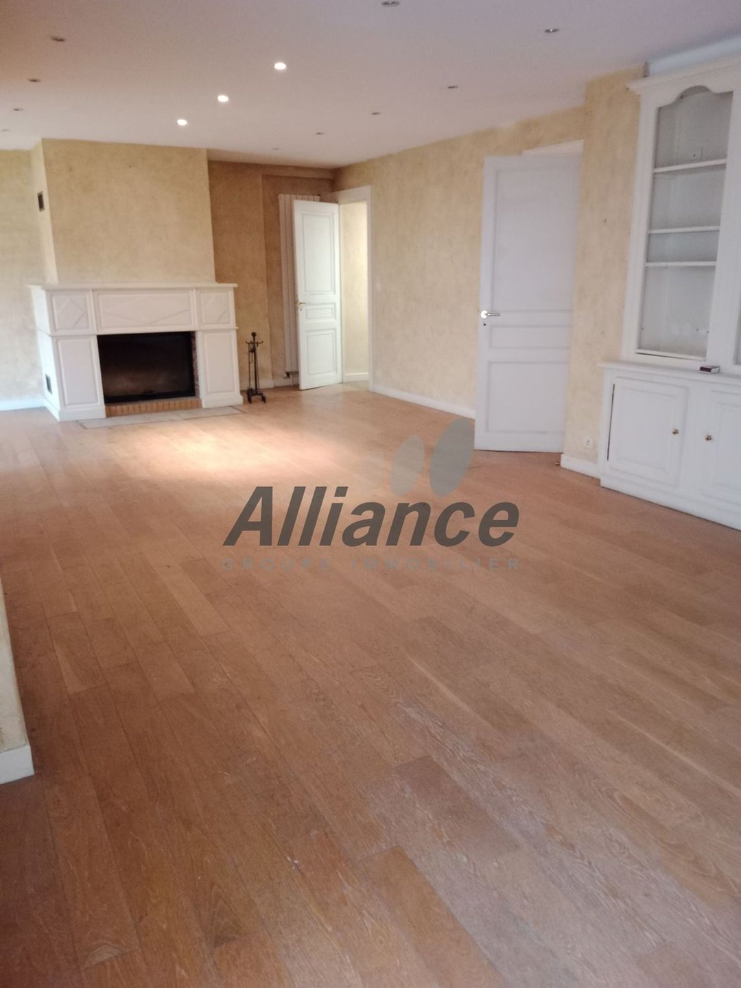 Maison à vendre, 330m², Luxeuil-les-Bains