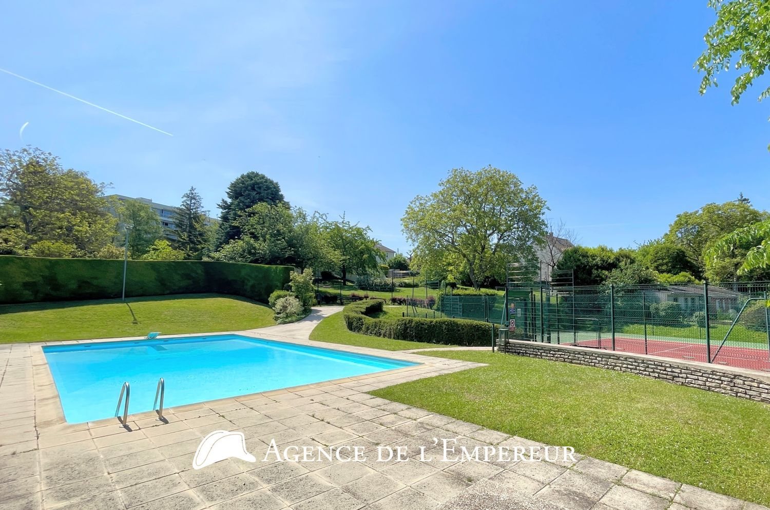 Appartement à louer, 61m², Nanterre