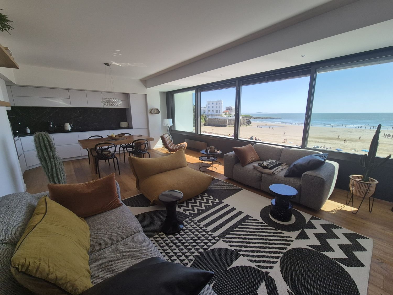 Appartement à vendre, 77m², Royan