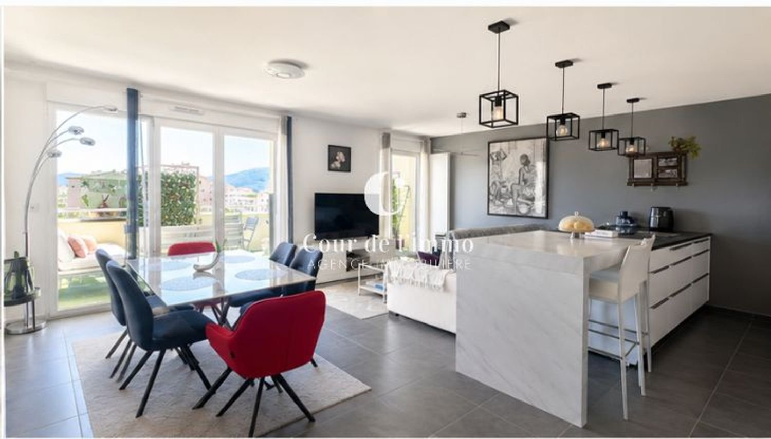 Appartement à vendre, 96m², Ville-la-Grand