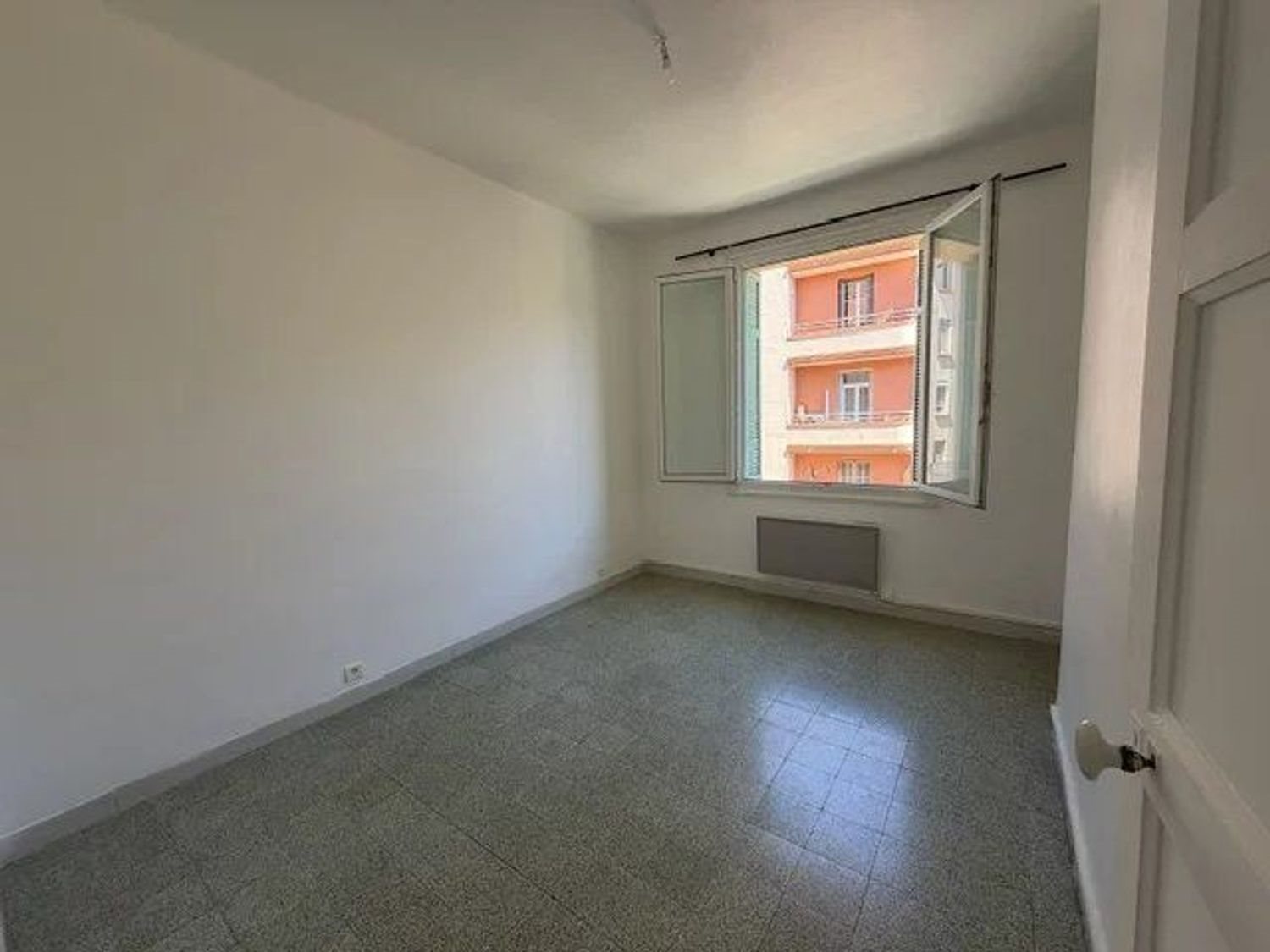 Appartement à louer, 50m², Bastia