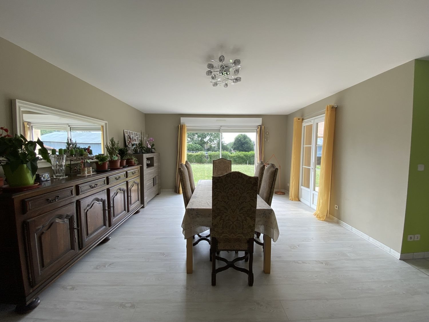 Maison à vendre, 134m², Sainte-Lizaigne