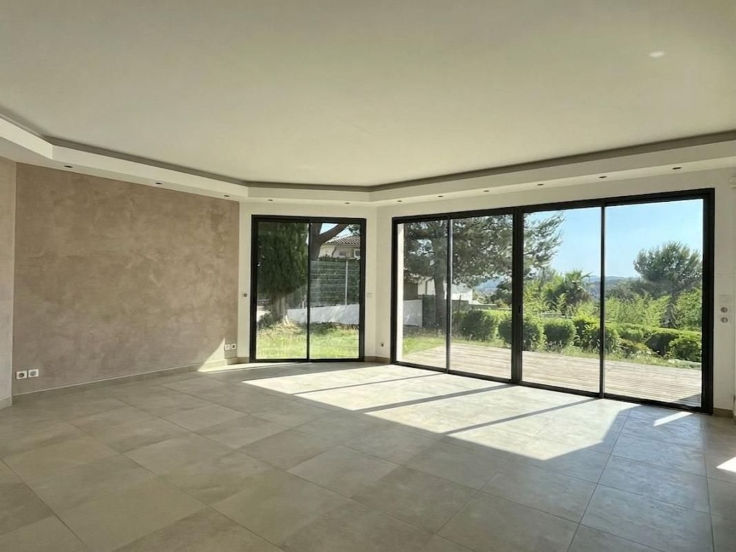 Maison à louer, 314m², Saint-Gély-du-Fesc