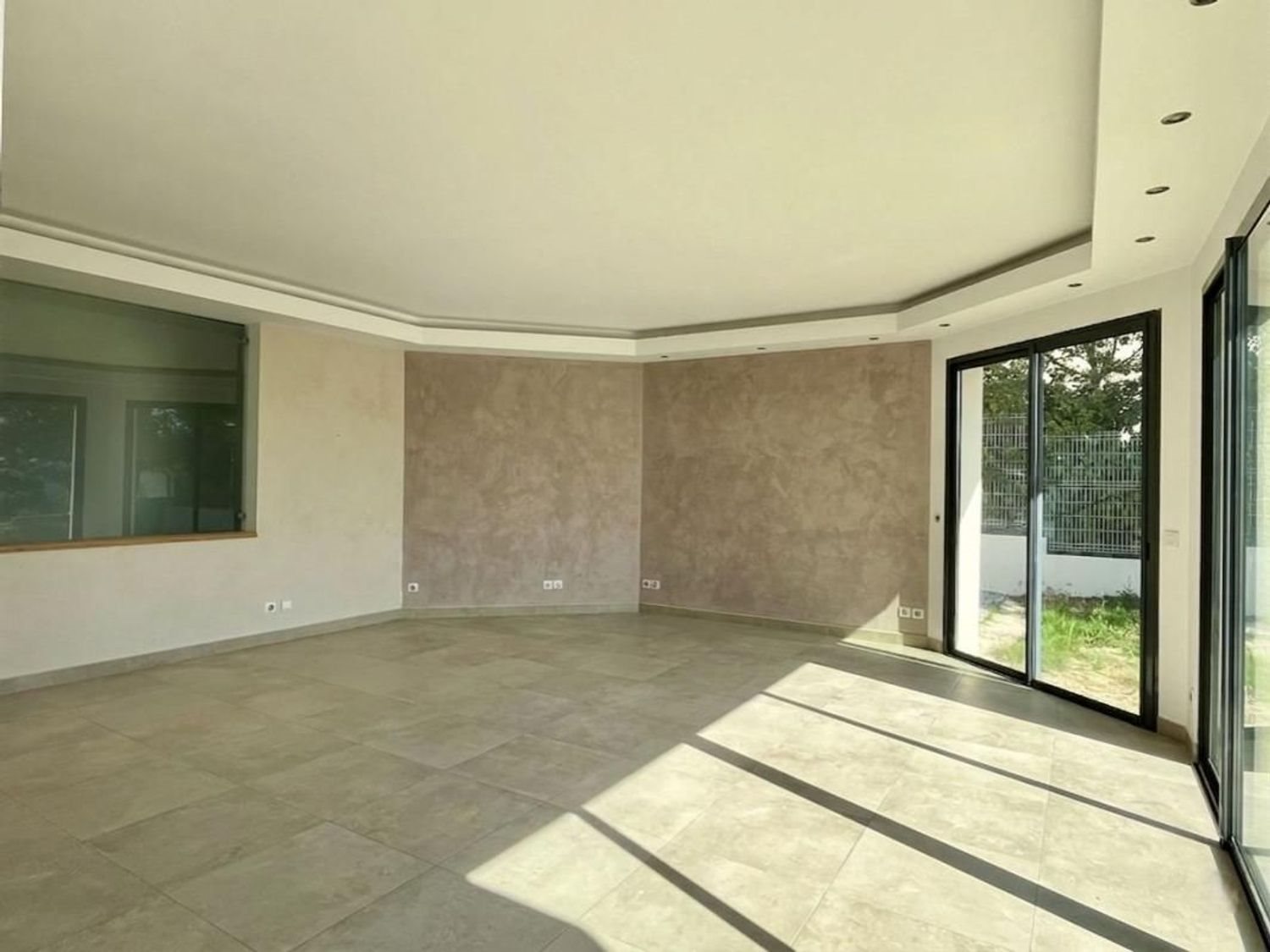 Maison à louer, 314m², Saint-Gély-du-Fesc