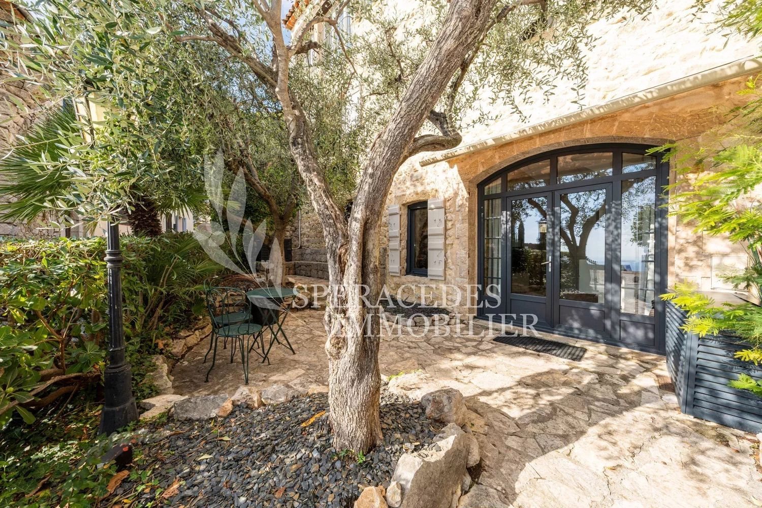 Maison à louer, 108m², Cabris