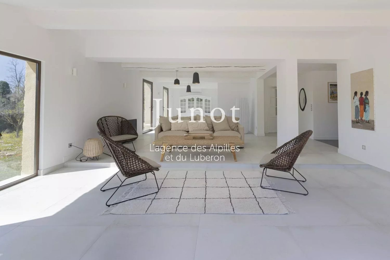 Maison à louer, 20m², Eygalières