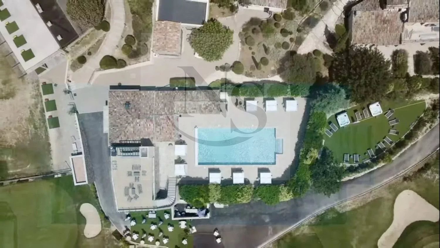 Maison à vendre, 2224m², La Bastide-des-Jourdans