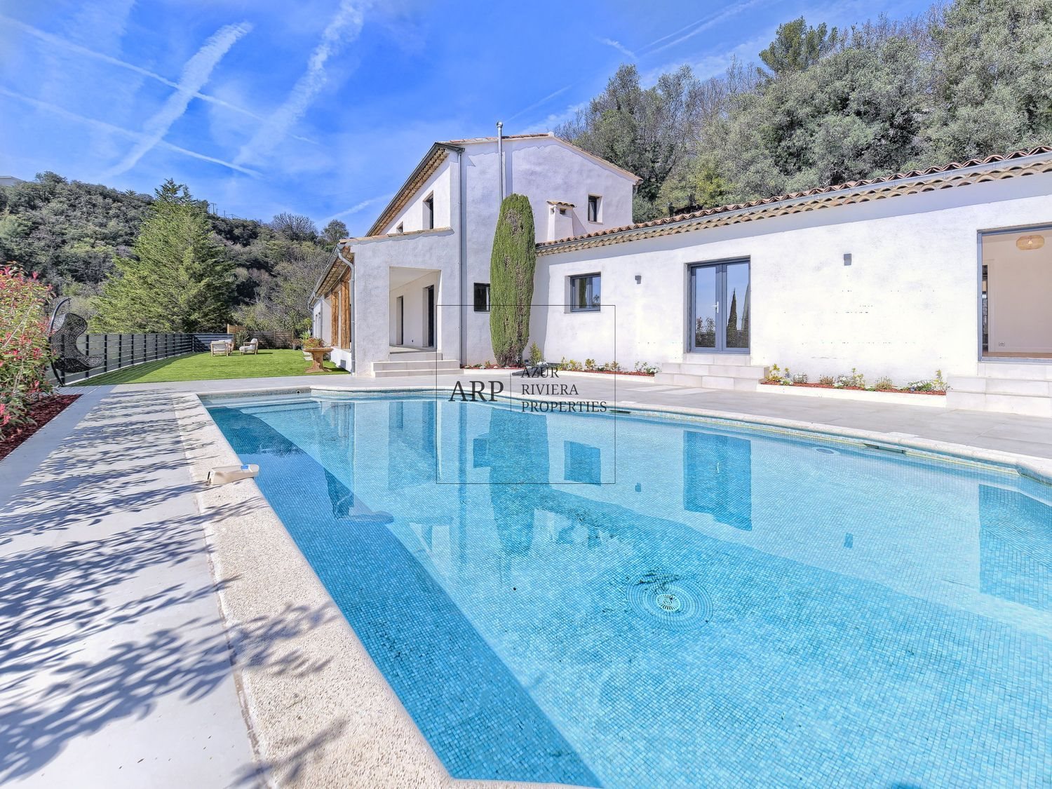 Maison à vendre, 300m², Tourrettes-sur-Loup