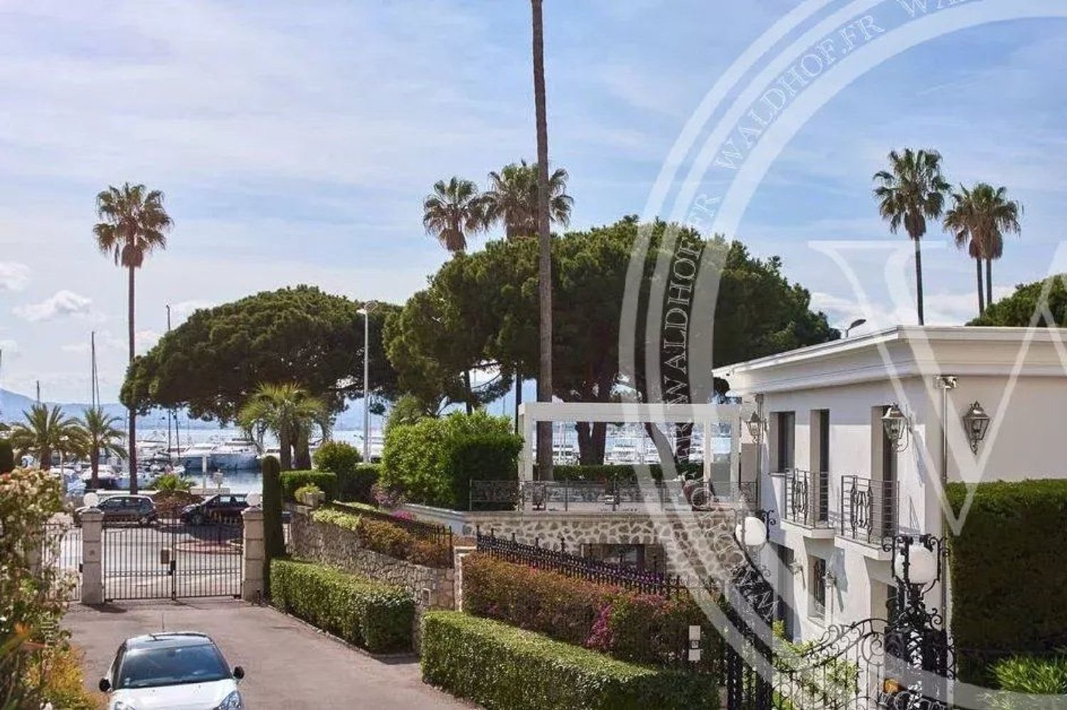 Maison à louer, 350m², Cannes
