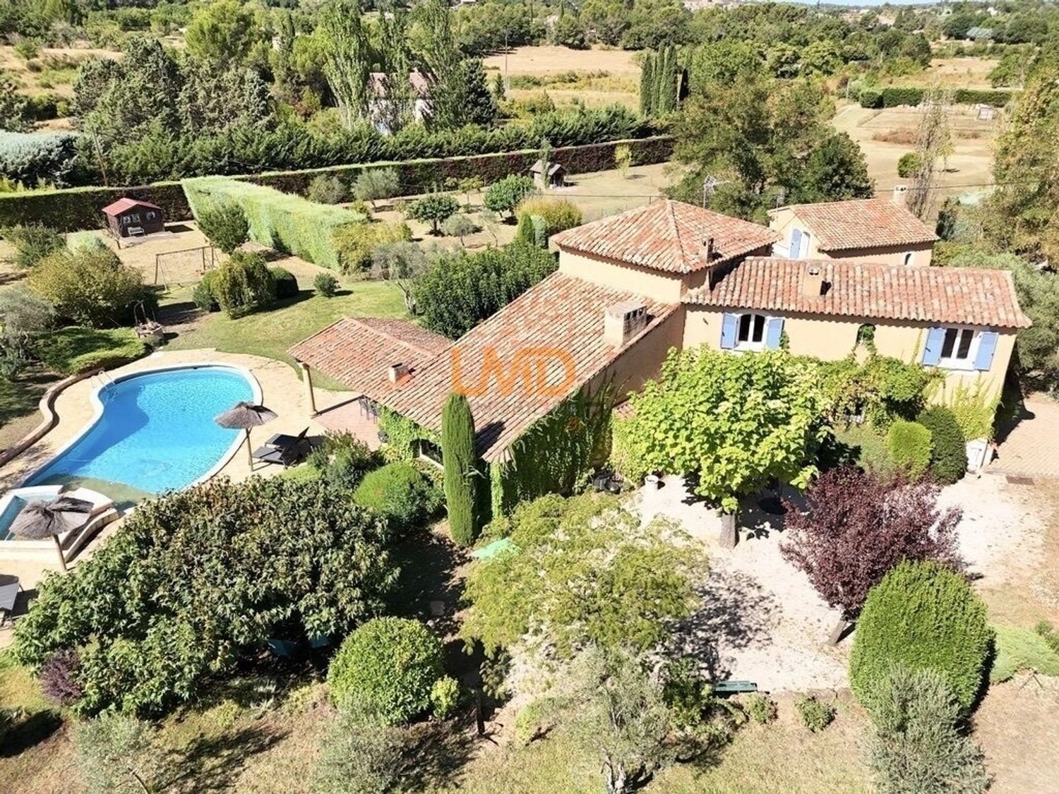 Maison à vendre, 306m², Trets