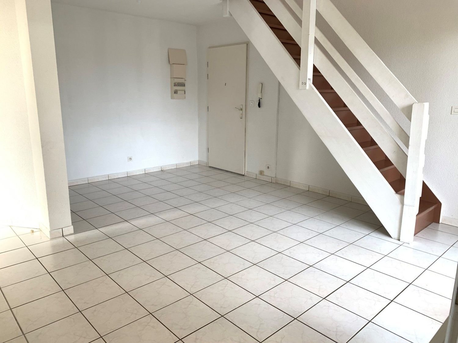 Appartement à louer, 72m², Aubenas