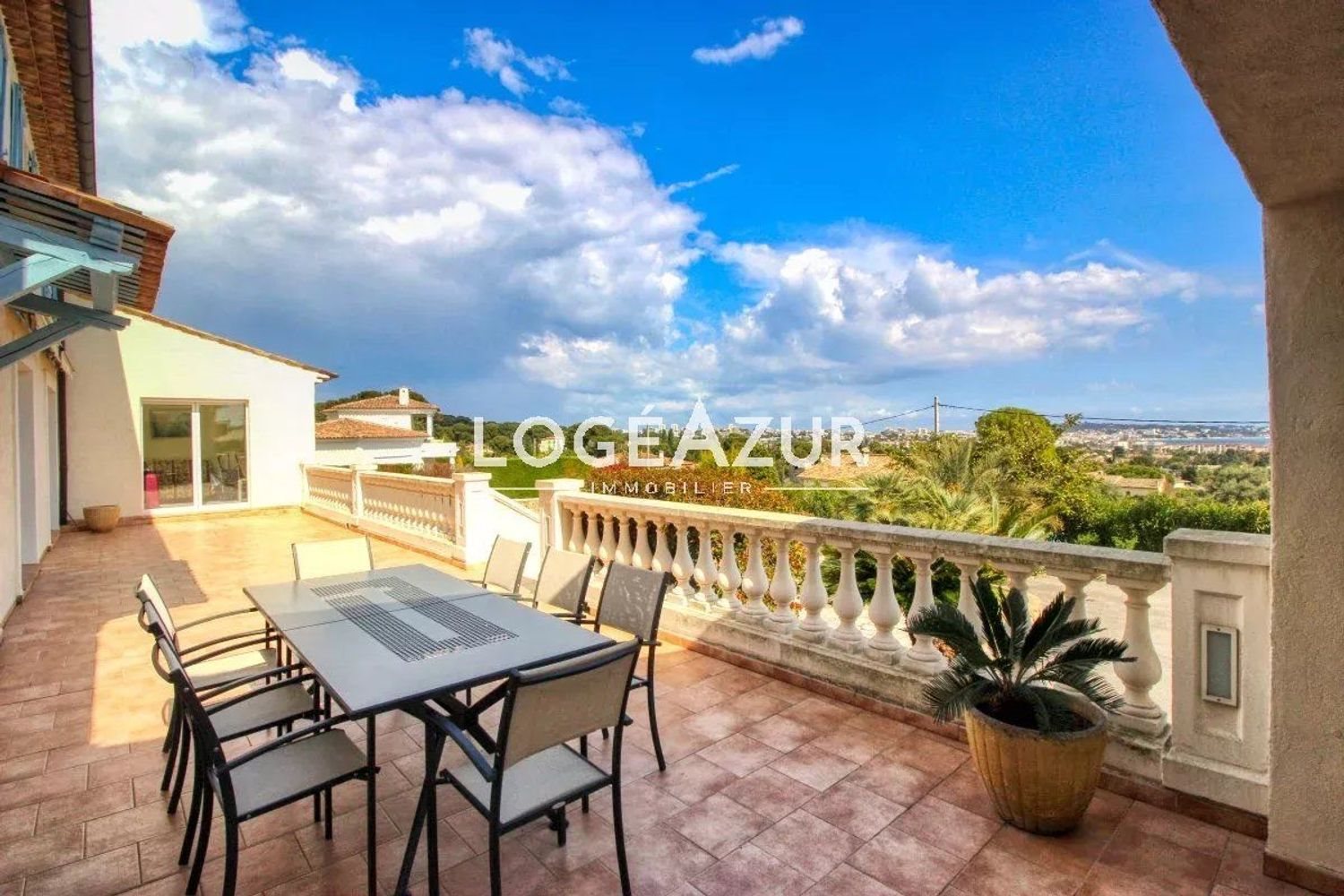 Maison à vendre, 330m², Vallauris