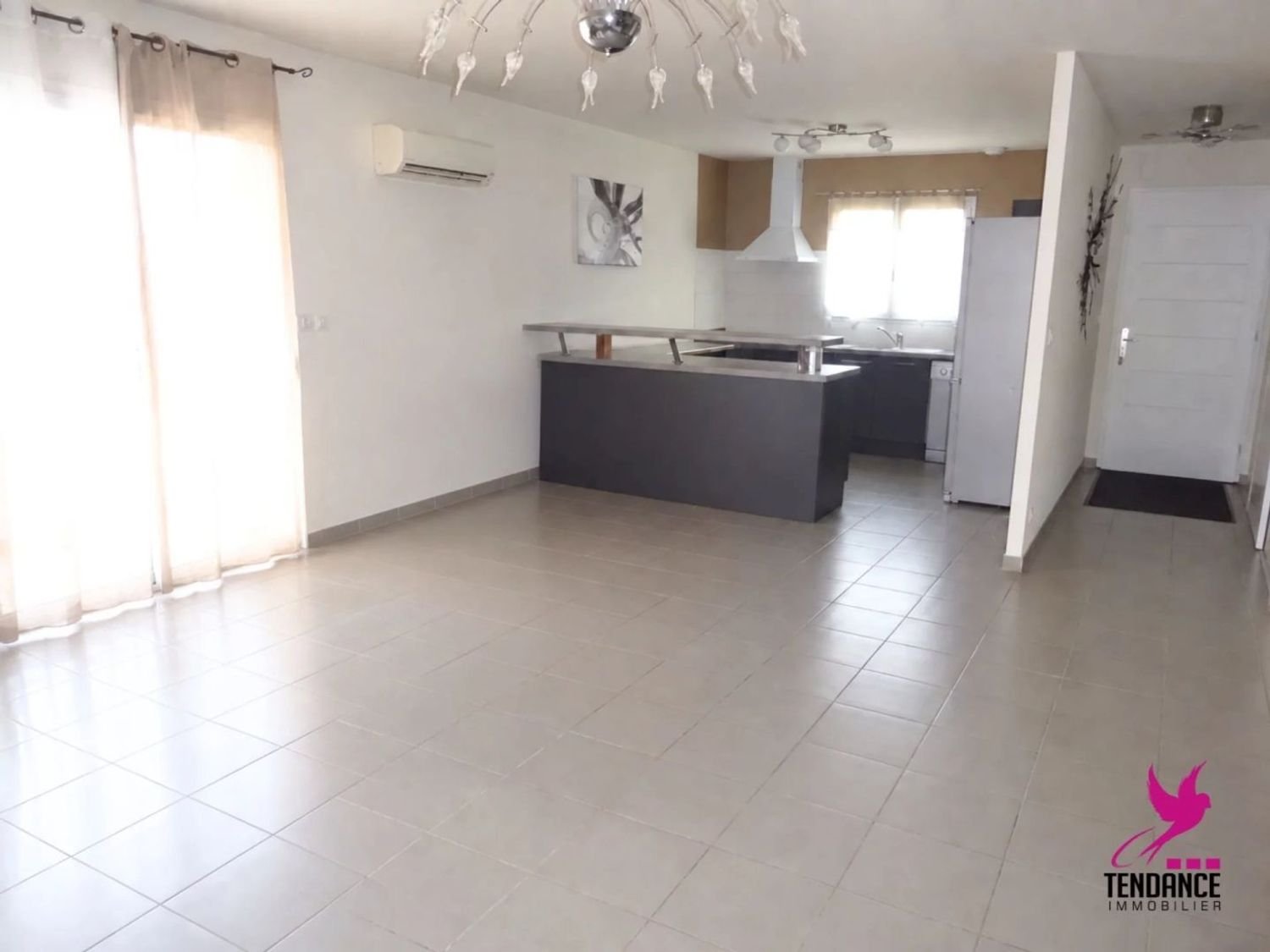Maison à louer, 95m², Grenade