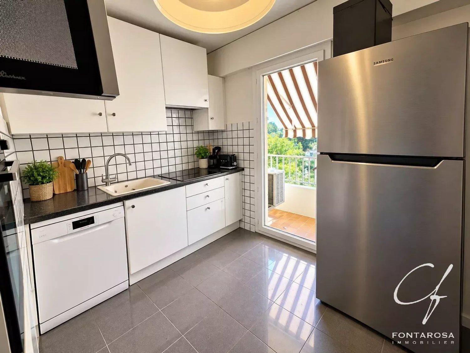 Appartement à vendre, 99m², Fréjus