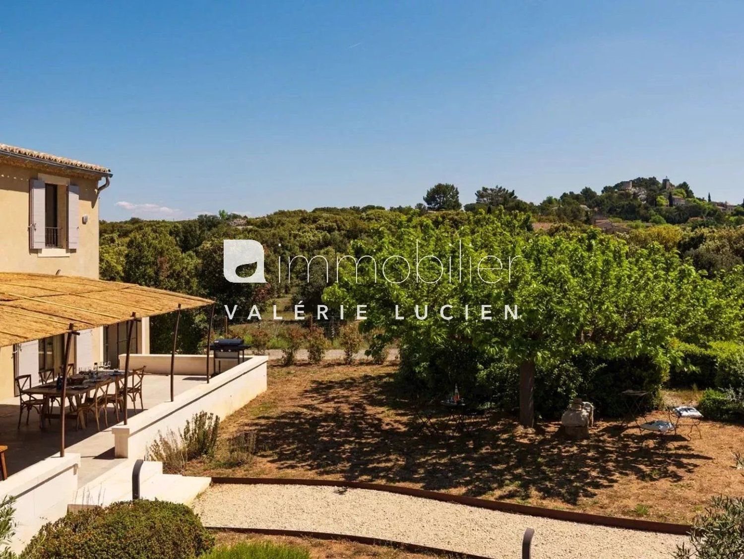 Maison à louer, 11m², Eygalières