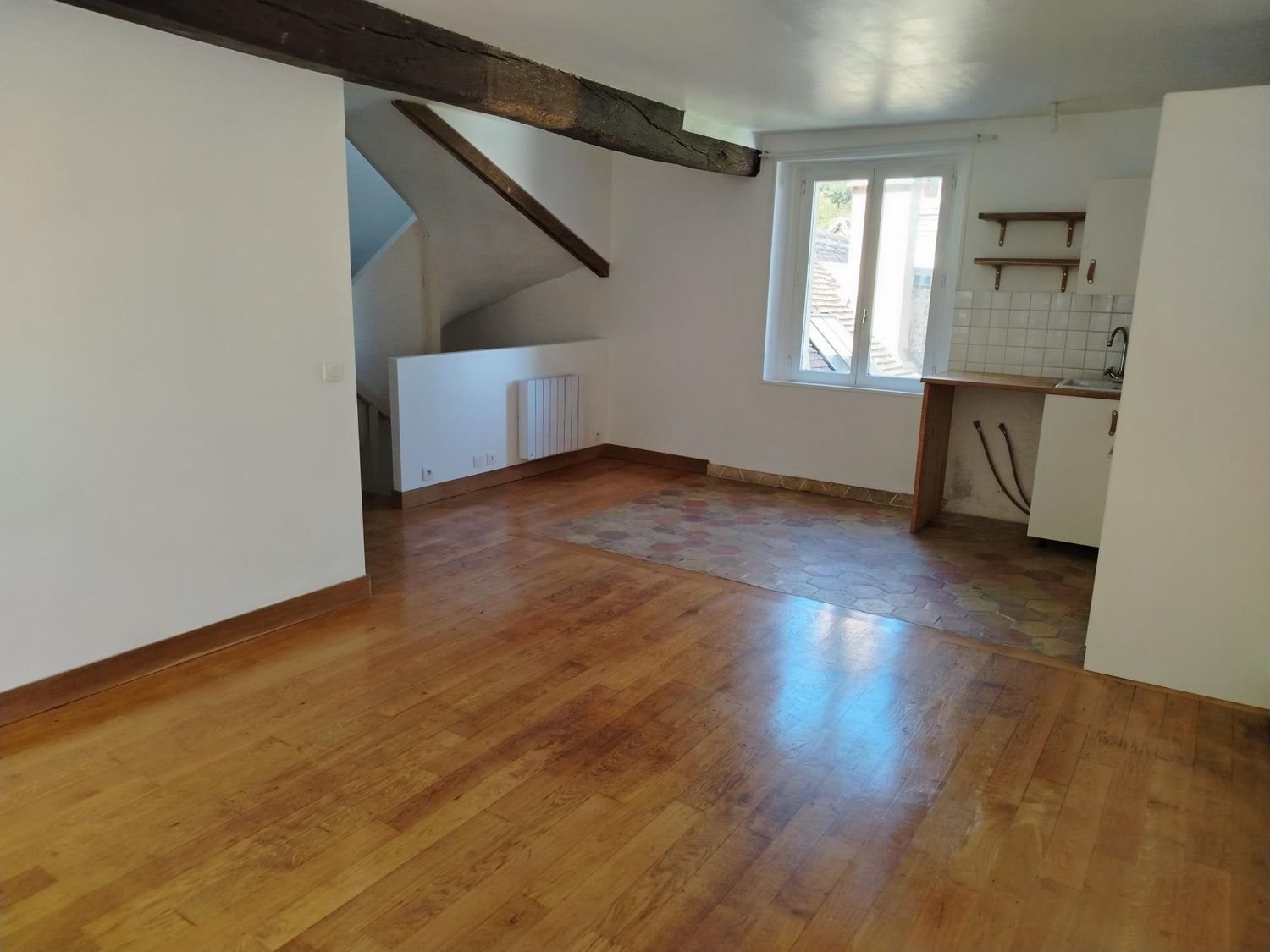 Maison à louer, 68m², Méré