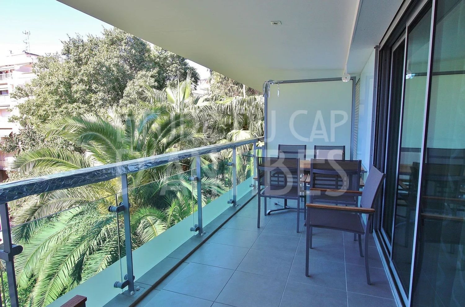 Appartement à louer, 78m², Antibes
