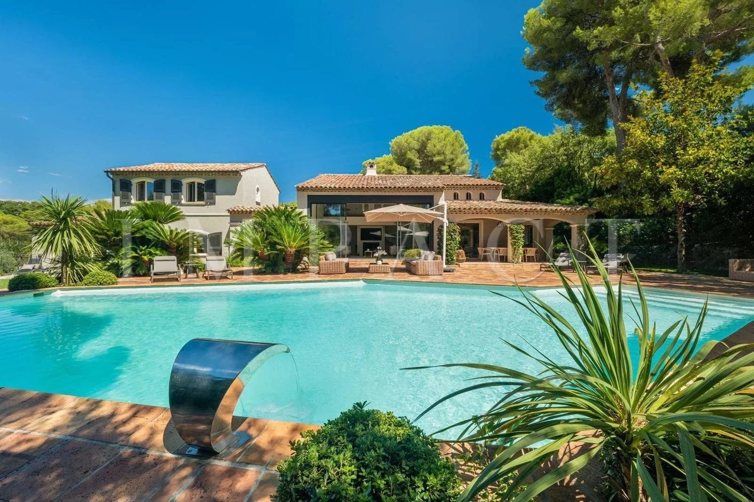 Maison à louer, 430m², Mougins