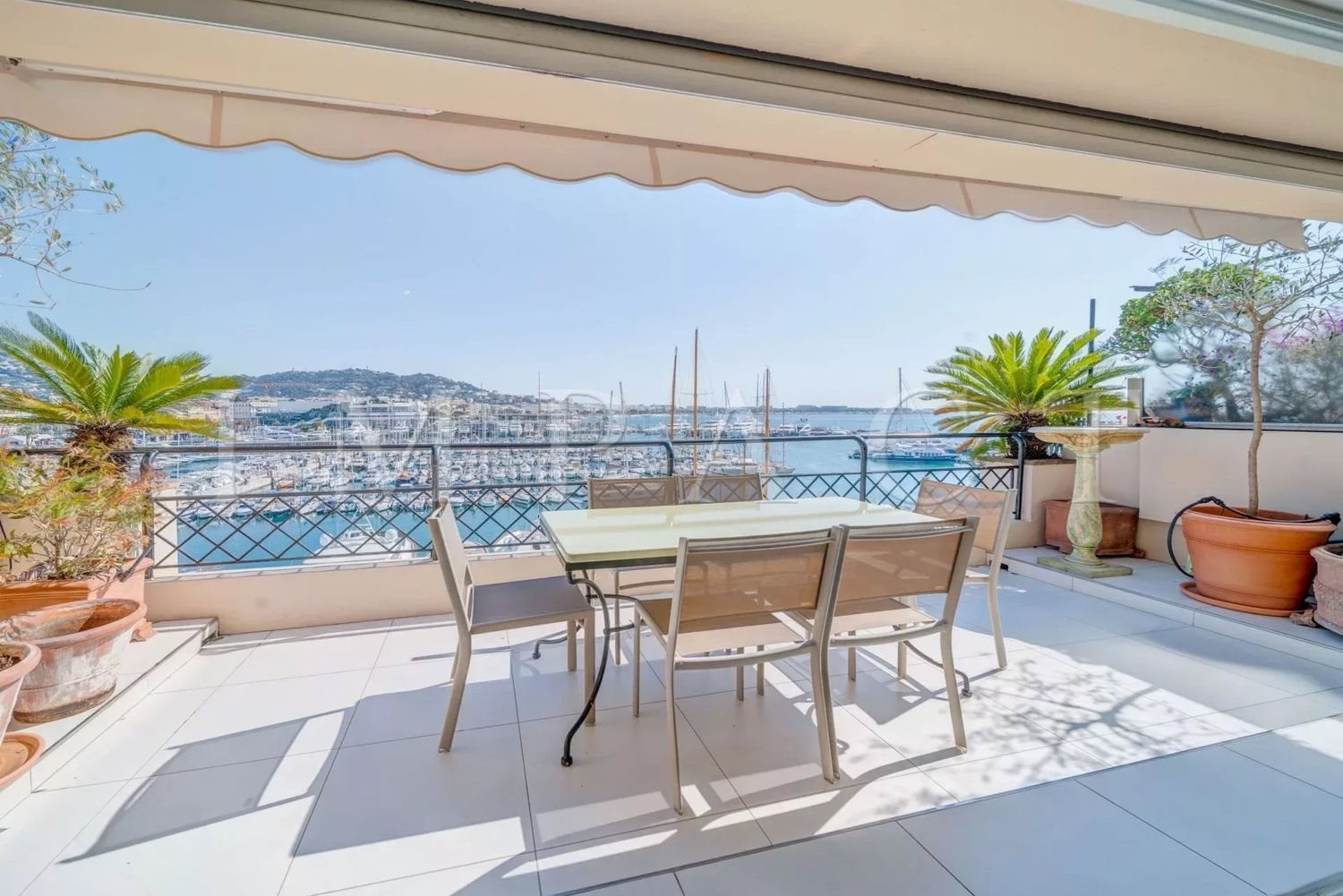 Appartement à louer, 90m², Cannes