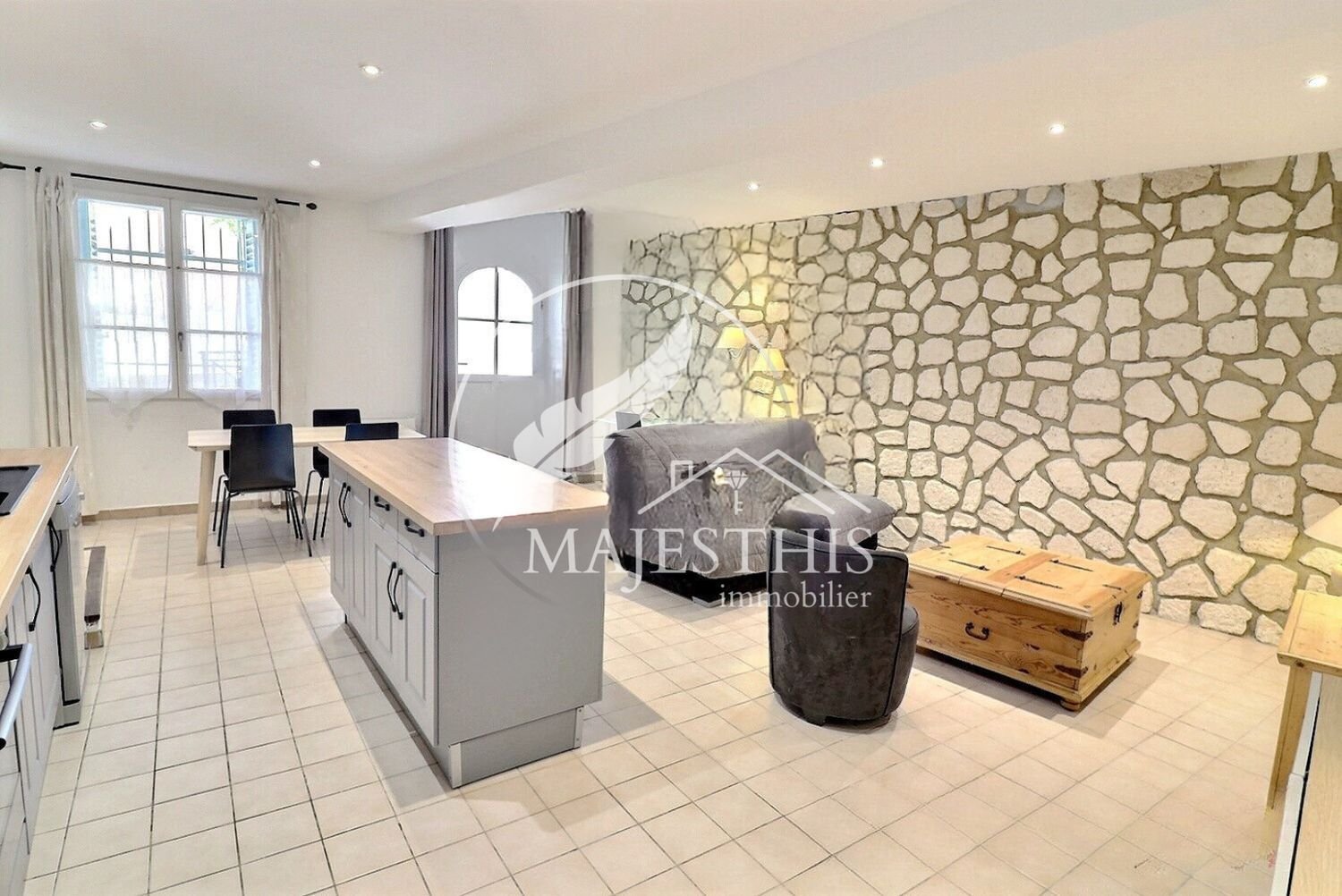 Appartement à vendre, 55m², Hyères