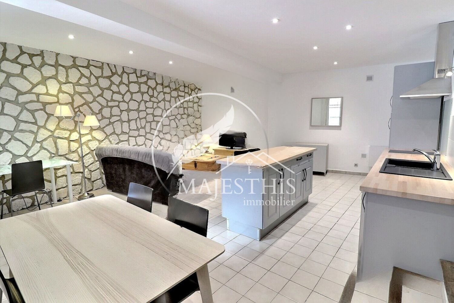 Appartement à vendre, 55m², Hyères
