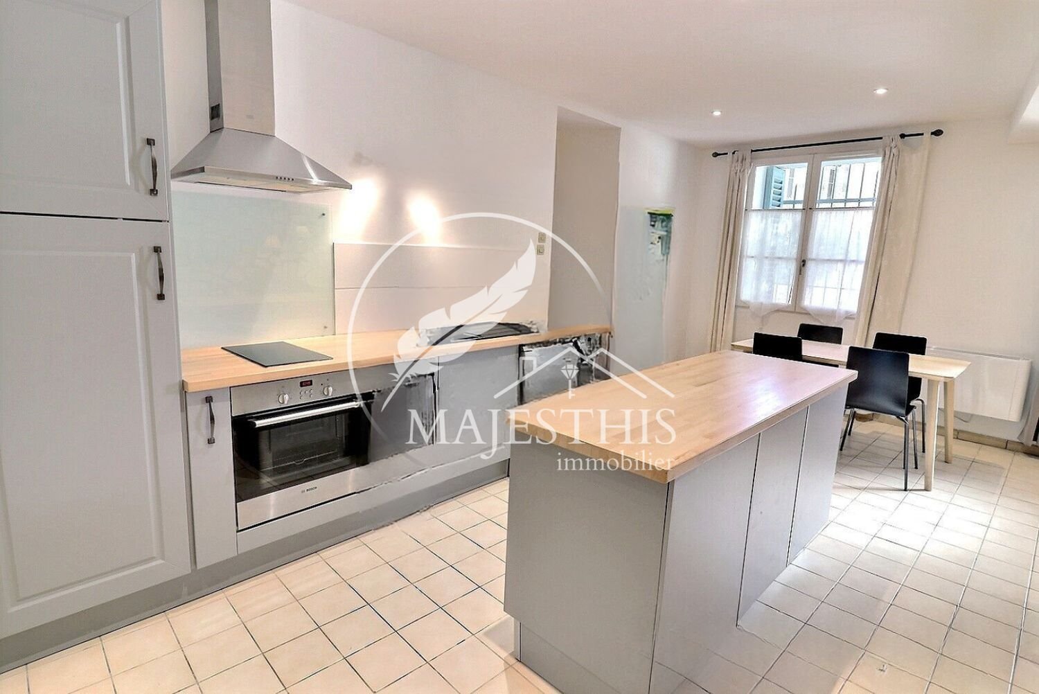 Appartement à vendre, 55m², Hyères