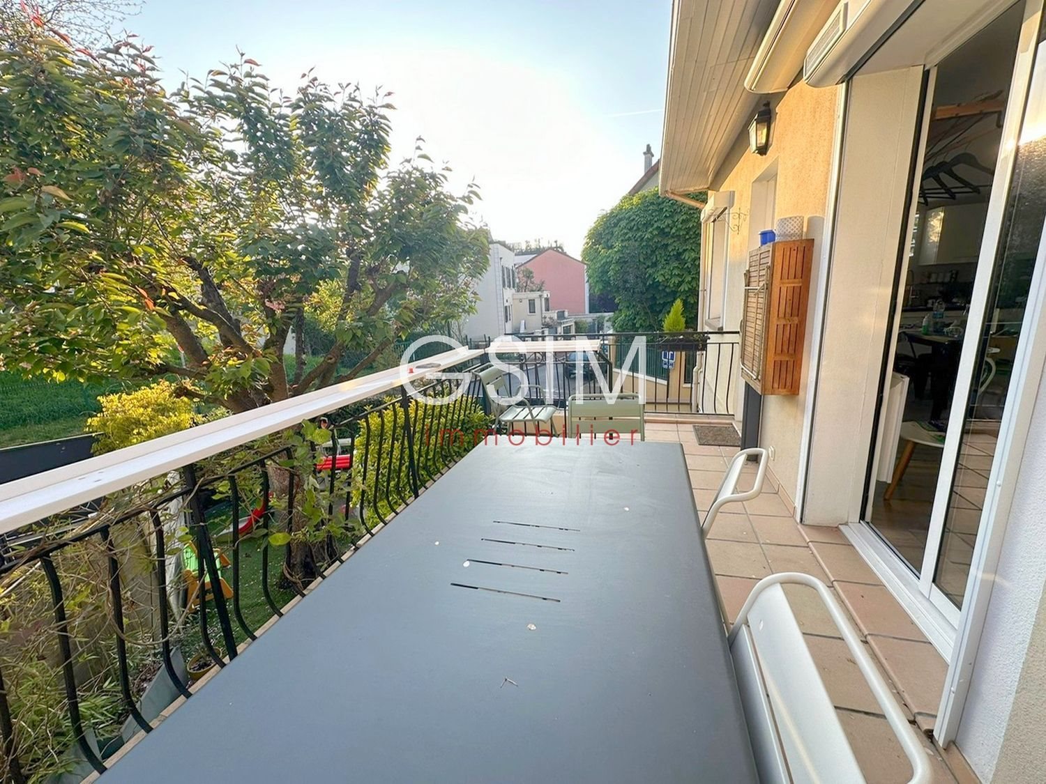 Maison à louer, 94m², Garches