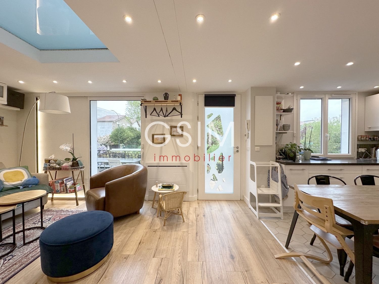 Maison à louer, 94m², Garches
