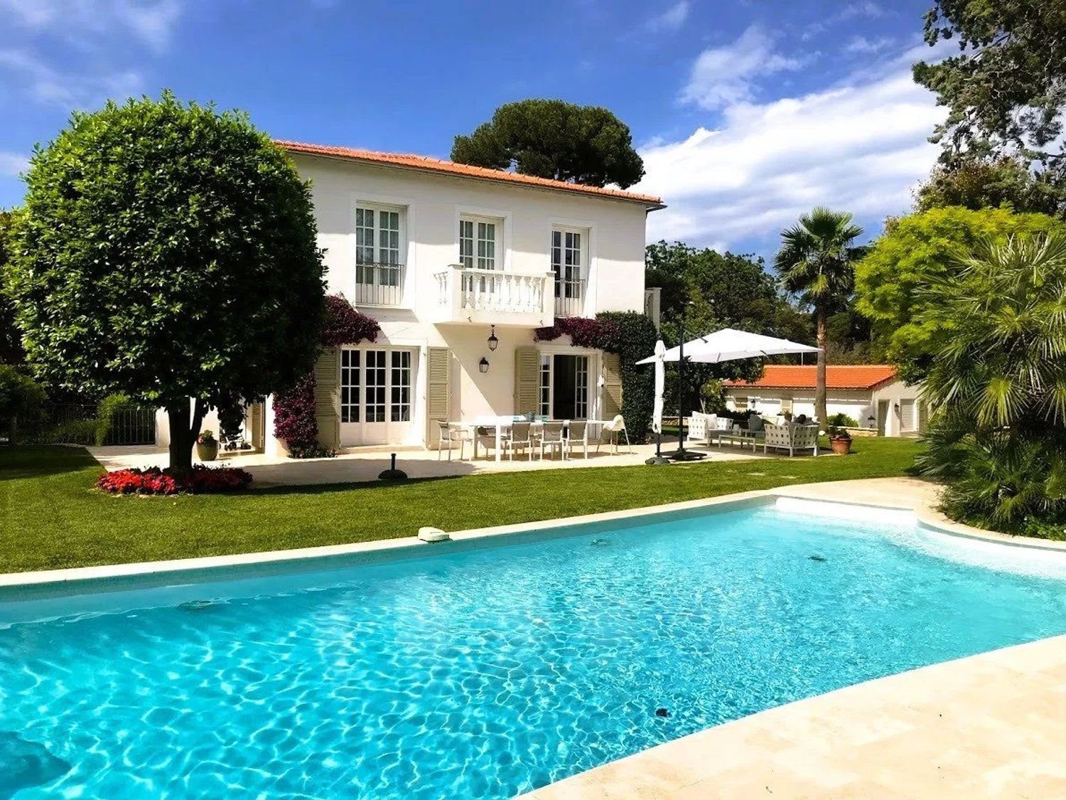 Maison à louer, 180m², Antibes