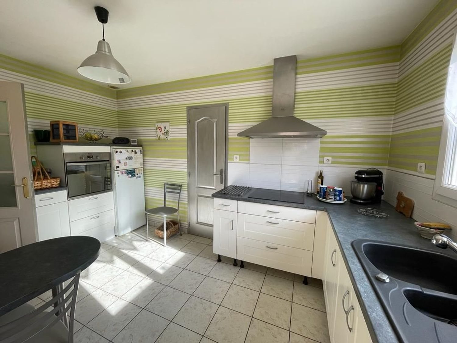 Maison à vendre, 93m², Lapeyrouse-Mornay
