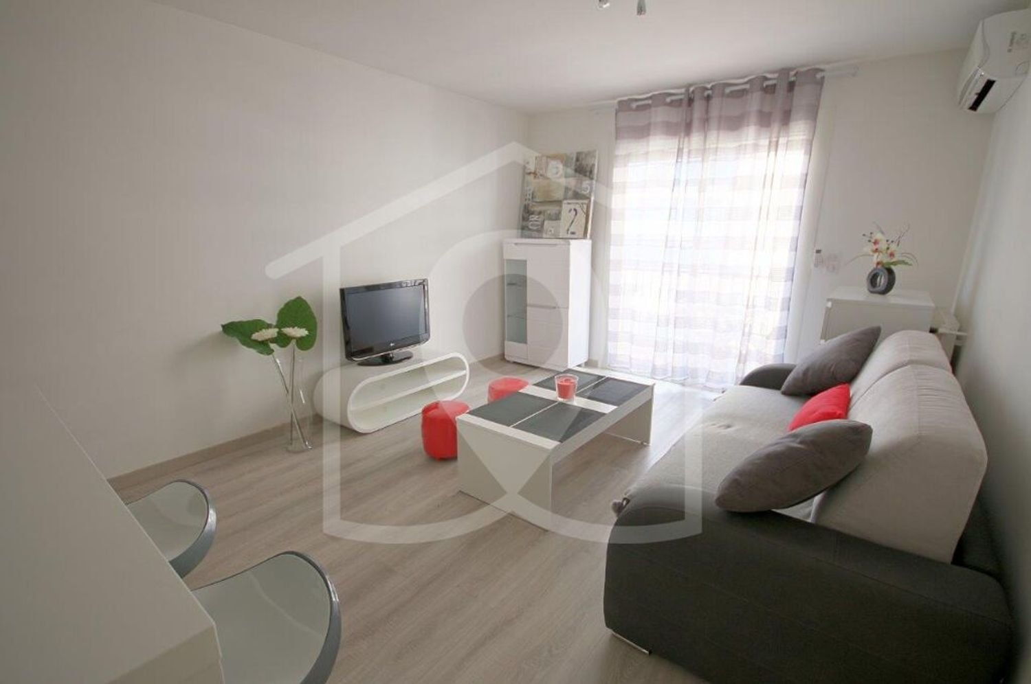 Appartement à louer, 35m², Antibes