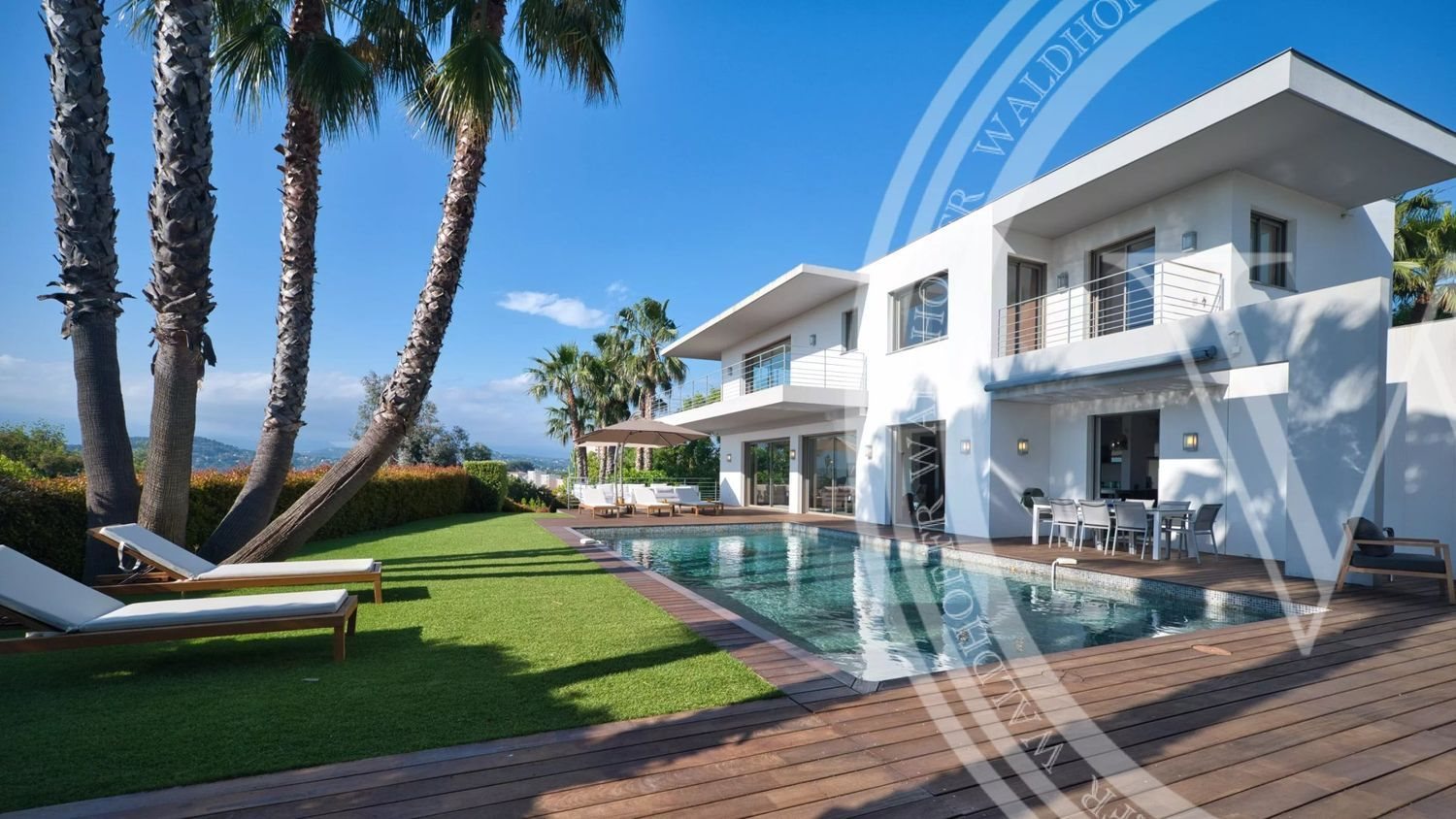Maison à louer, 380m², Cannes