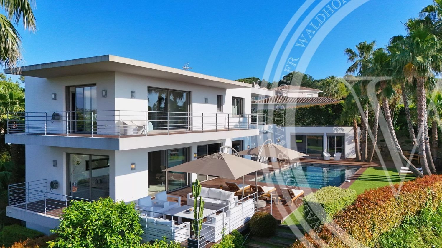 Maison à louer, 380m², Cannes