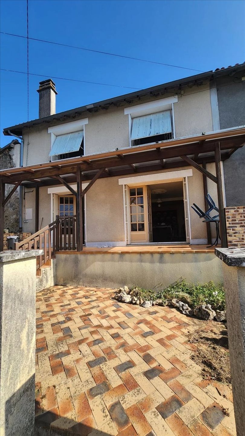 Maison à vendre, 72m², Étagnac